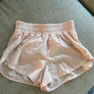 Lululemon Track that high rise 3” light pink size 8